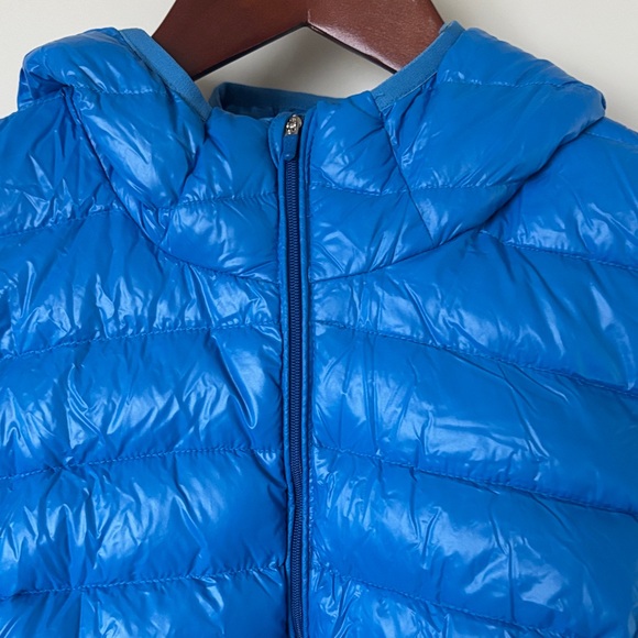 TNA Vibrant Blue Puffer Jacket - Picture 4 of 11